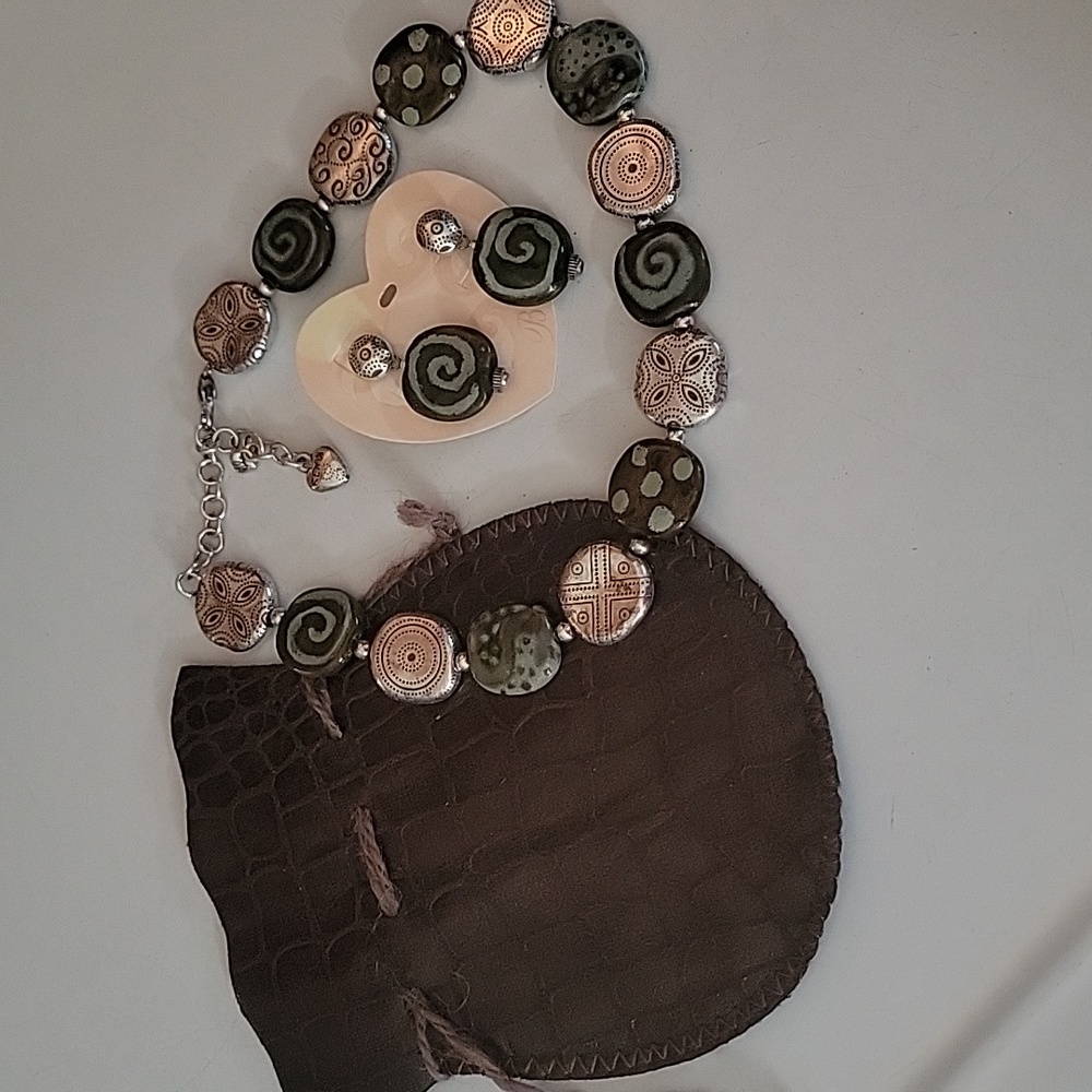 Brighton Kenya Kazuri Necklace And Earrings Pouch